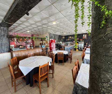 Espaço comercial ou armazém em souto santa maria - guimarães