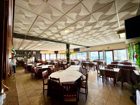 Espaço comercial ou armazém em souto santa maria - guimarães