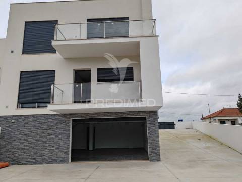 Moradia t4 nova em ourém