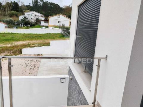 Moradia t4 nova em ourém