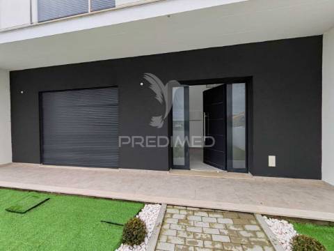 Moradia t4 nova em ourém