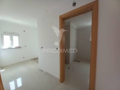 Moradia t3+2  remodelada