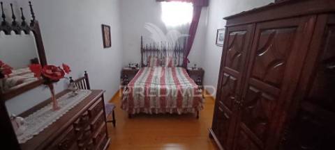 Moradia com 5 frações independentes