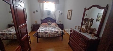 Moradia com 5 frações independentes