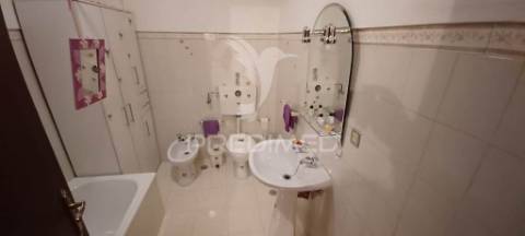 Moradia com 5 frações independentes