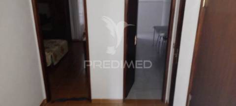 Moradia com 5 frações independentes