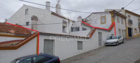 Moradia com 5 frações independentes