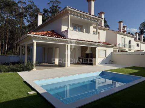 Moradia t4 nova -são mamede