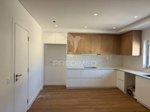 Moradia t4 nova -são mamede