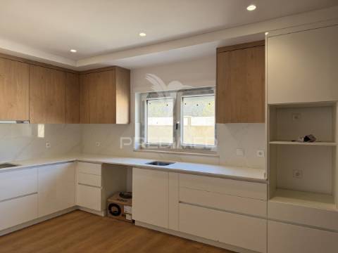 Moradia t4 nova -são mamede