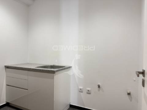 Moradia t4 nova -são mamede