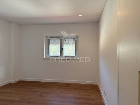 Moradia t4 nova -são mamede