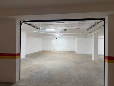 Moradia t4 nova -são mamede