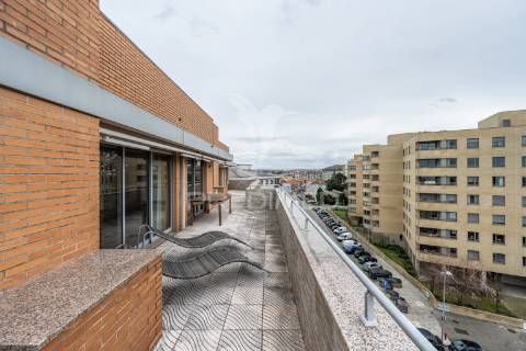 Magnífico apartamento t5 - porto