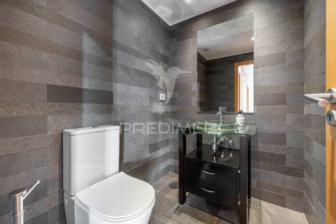 Magnífico apartamento t5 - porto