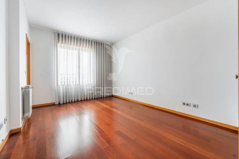 Magnífico apartamento t5 - porto