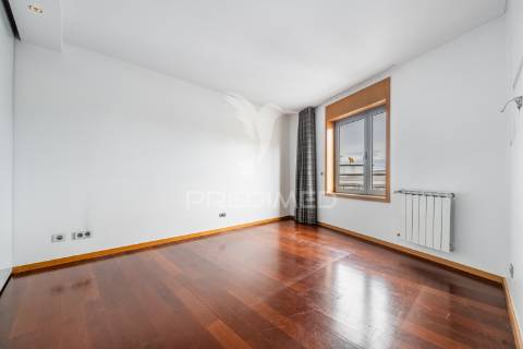 Magnífico apartamento t5 - porto