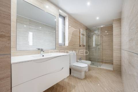 Magnífico apartamento t5 - porto