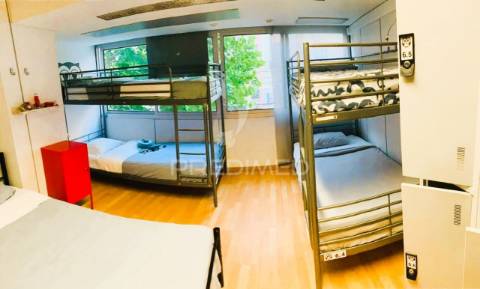 Hostel (39 almofadas) centro de lisboa - trespasse