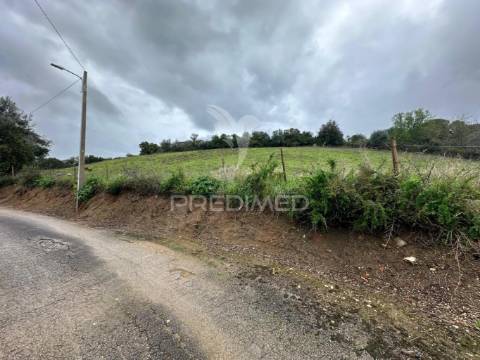 Lote para construção de  moradia