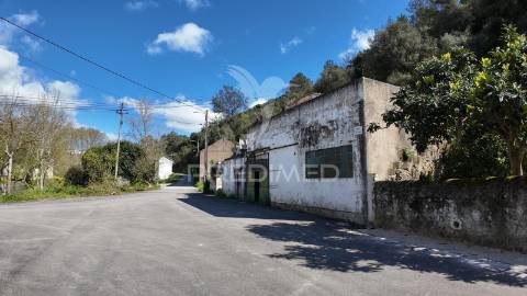 Moradia t3 para restaurar – pernes, santarém