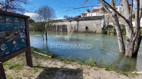 Moradia t3 para restaurar – pernes, santarém