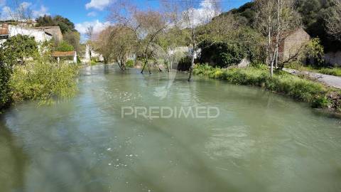 Moradia t3 para restaurar – pernes, santarém