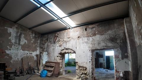 Moradia t3 para restaurar – pernes, santarém