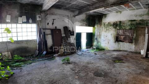 Moradia t3 para restaurar – pernes, santarém