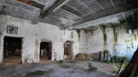 Moradia t3 para restaurar – pernes, santarém