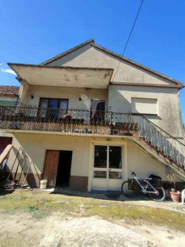 2 moradias com terreno - escandarão, ourém