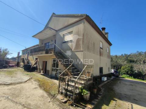 2 moradias com terreno - escandarão, ourém