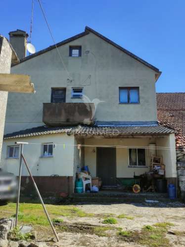 2 moradias com terreno - escandarão, ourém