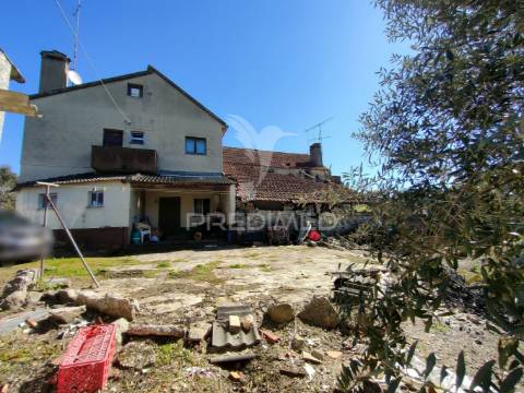 2 moradias com terreno - escandarão, ourém