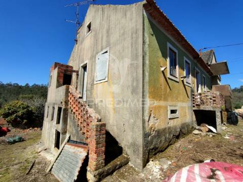 2 moradias com terreno - escandarão, ourém