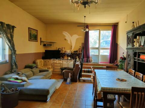 2 moradias com terreno - escandarão, ourém