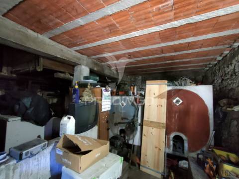 2 moradias com terreno - escandarão, ourém