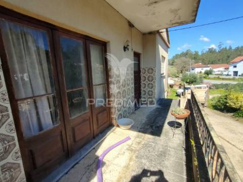 2 moradias com terreno - escandarão, ourém