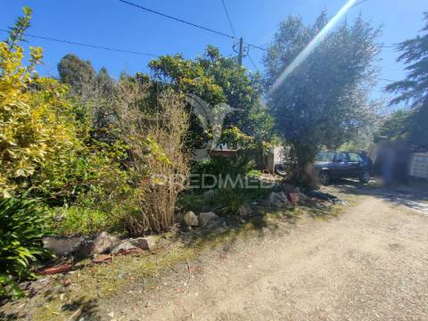 2 moradias com terreno - escandarão, ourém