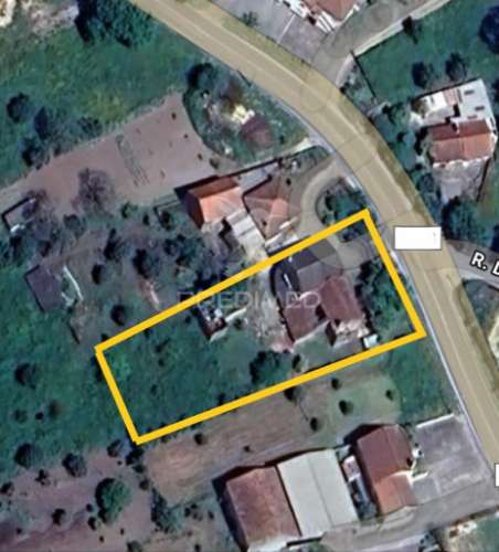 2 moradias com terreno - escandarão, ourém