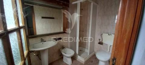 Moradia t4, para venda, em sto. antónio, são roque do pico