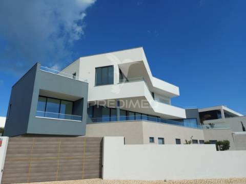 Nova (2024) moradia de luxo t4 - de 677m2 em lagos - algarve