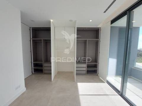 Nova (2024) moradia de luxo t4 - de 677m2 em lagos - algarve