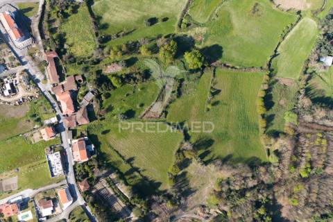 Quinta rústica com 6 hectares de terreno em moure, póvoa de lanhoso