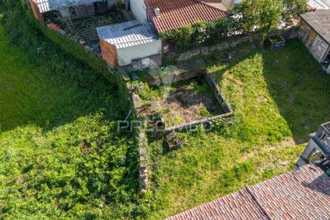 Quinta rústica com 6 hectares de terreno em moure, póvoa de lanhoso