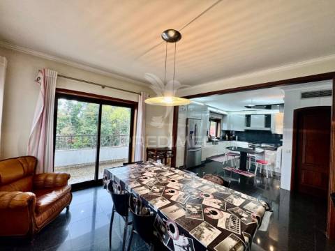 Moradia t3  em creixomil - guimarães