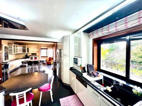 Moradia t3  em creixomil - guimarães