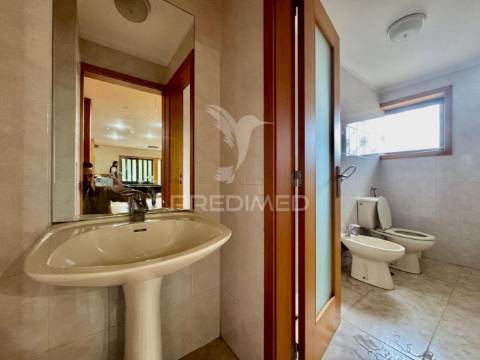 Moradia t3  em creixomil - guimarães