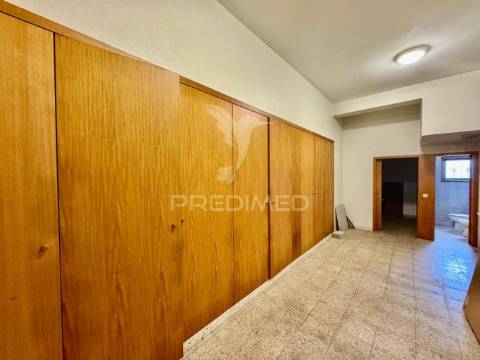 Moradia t3  em creixomil - guimarães