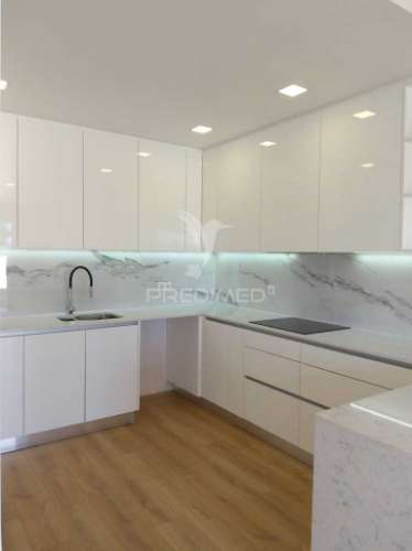 Moradia t4 -condomínio fechado éden entroncamento